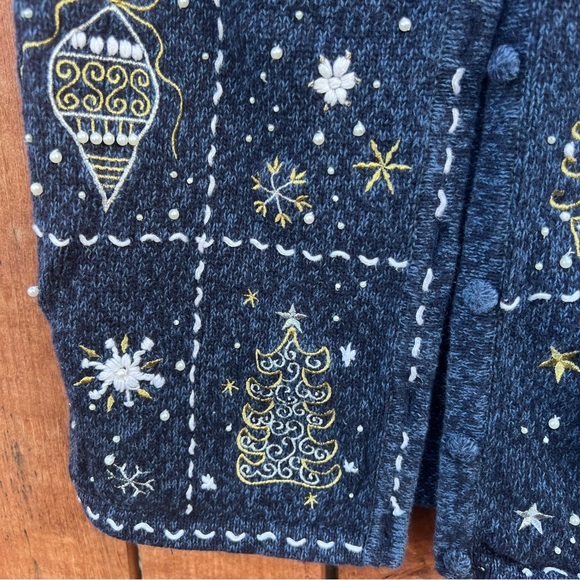 Holiday-Themed Navy Sweater Vest - Picture 3 of 7